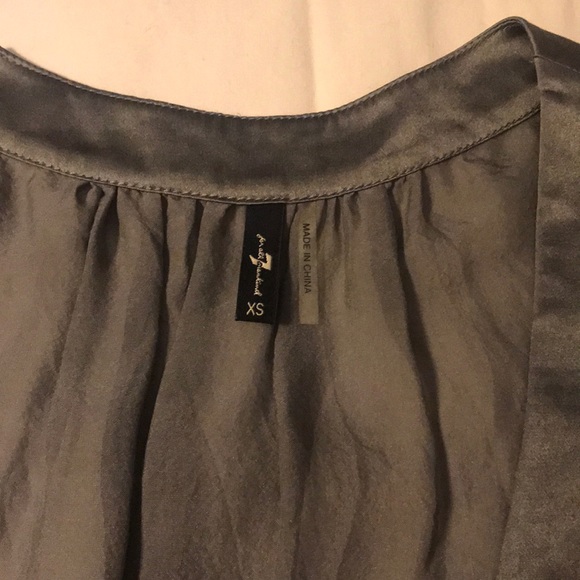 Top - Picture 4 of 4